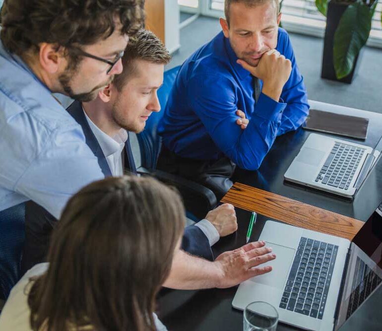 7 Networking Skills Every IT Professional Must Master