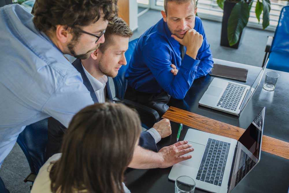 7 Networking Skills Every IT Professional Must Master