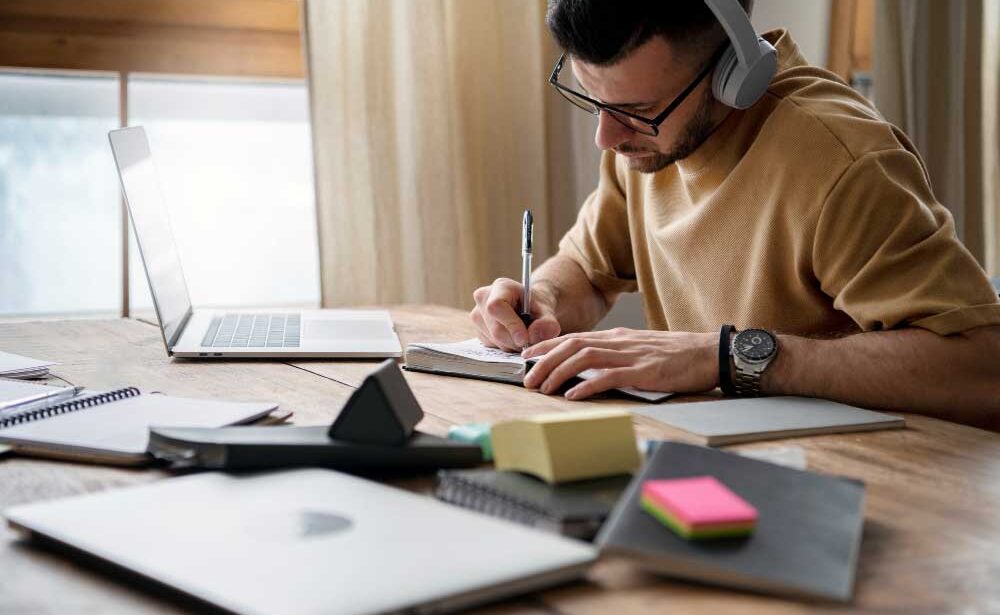 Comprehensive Online Courses